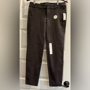 Old Navy Mid Rise Pixie Ankle Length Pants, Charcoal, size 6, NEW w/ Tags